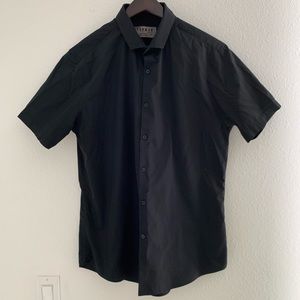 TOPMAN BLACK BUTTON DOWN.
